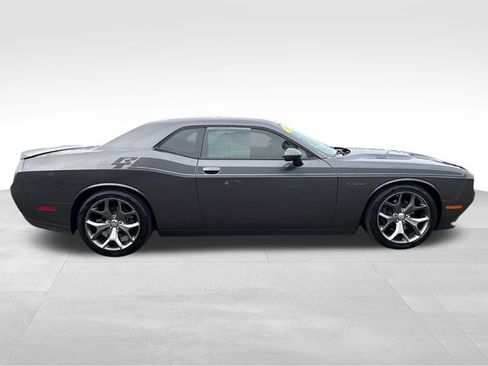 Used 2015 Dodge Challenger R/T Plus image 8