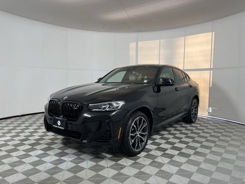 Certified 2023 BMW X4 M40i w/ Premium Package image 3