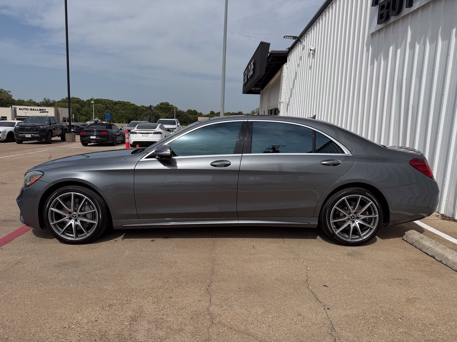 Used 2019 Mercedes-Benz S 450 Sedan image 3
