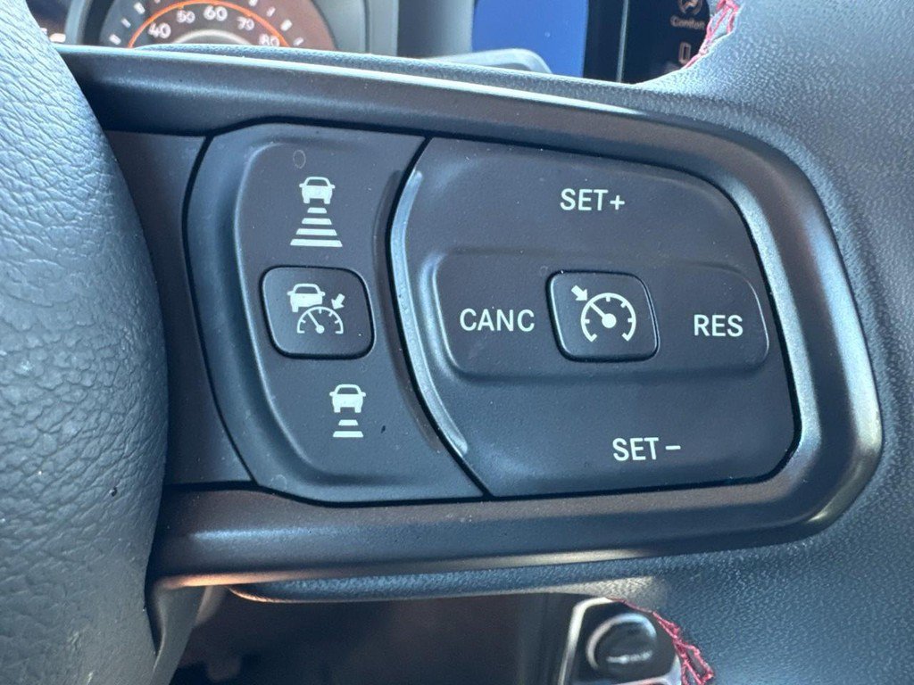 Used 2024 Jeep Wrangler Unlimited Rubicon AWD/4WD image 17