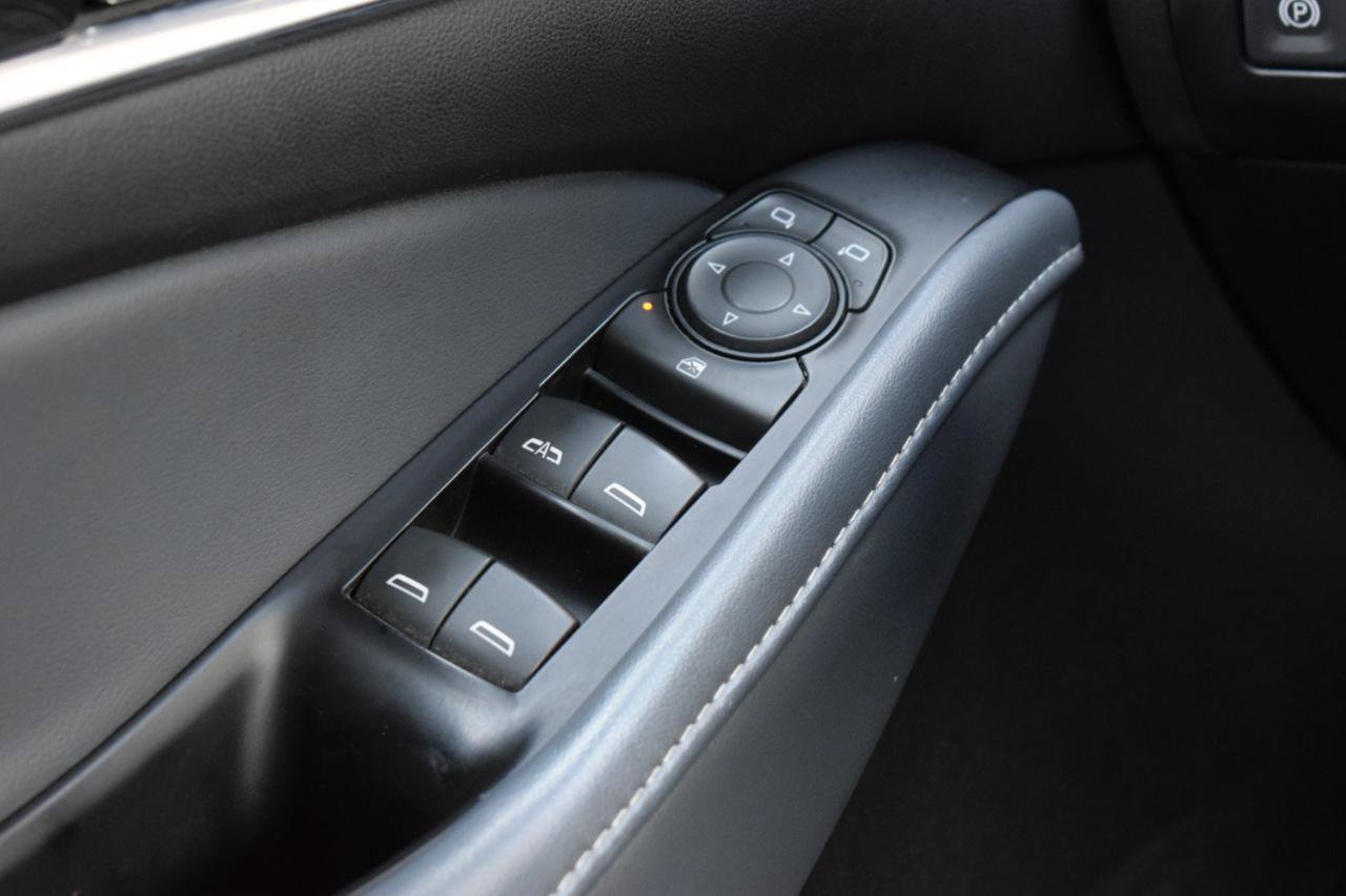Used 2023 Buick Enclave Essence w/ Experience Buick Package FWD image 21
