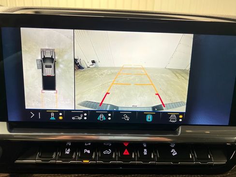 Used 2024 Chevrolet Silverado 3500 LT w/ Z71 Sport Edition image 25