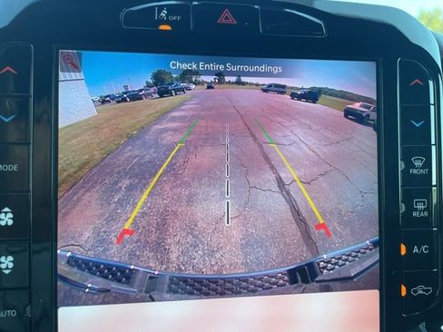 Used 2025 RAM 1500 Laramie image 28