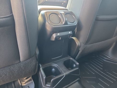 Used 2019 Jeep Wrangler Unlimited Sport S AWD/4WD image 12