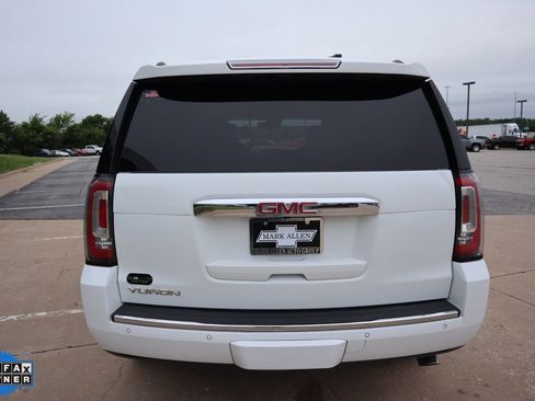 Used 2019 GMC Yukon Denali w/ Denali Ultimate Package AWD/4WD image 5
