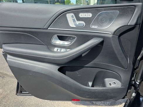 Certified 2024 Mercedes-Benz GLE 450 4MATIC image 19