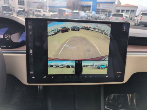 Used 2023 Tesla Model S Standard Range image 20