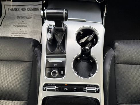 Used 2018 Kia Stinger GT1 RWD image 39