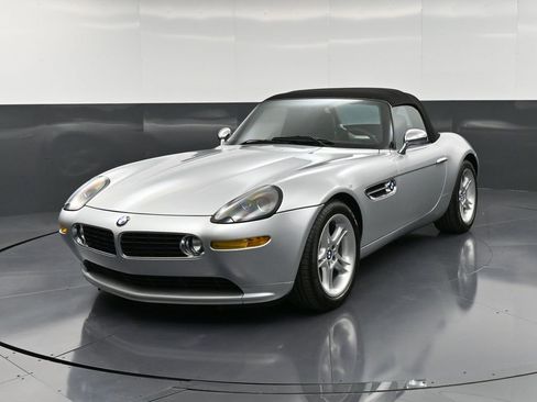 Used 2001 BMW Z8 image 6