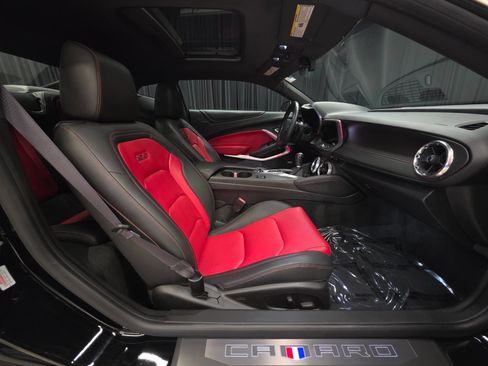 Used 2016 Chevrolet Camaro SS RWD image 33