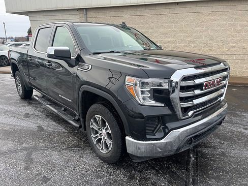 Used 2021 GMC Sierra 1500 SLE image 2