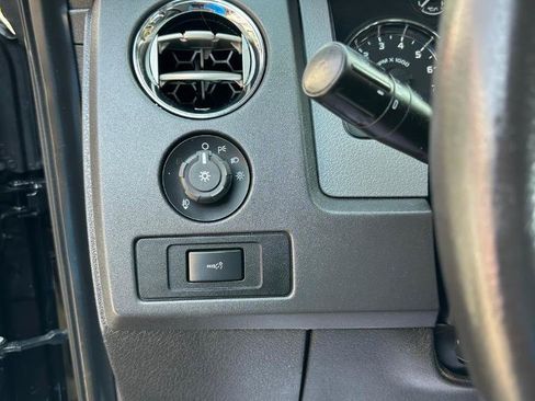 Used 2011 Ford F150 XLT w/ XLT Convenience Pkg RWD image 25