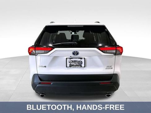 Used 2022 Toyota RAV4 XLE w/ Convenience Package AWD/4WD image 9