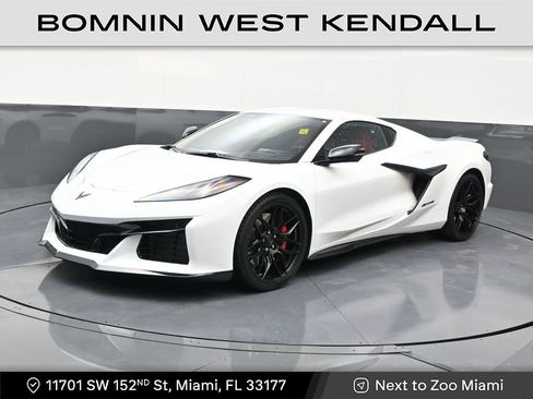 Used 2026 Chevrolet Corvette Z06 image 1