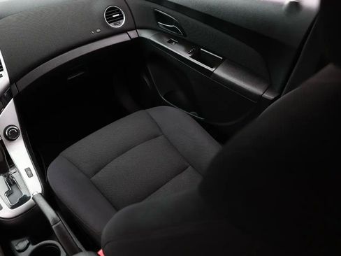Used 2015 Chevrolet Cruze LT FWD image 22