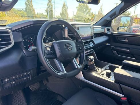 Used 2026 Toyota Tundra SR5 AWD/4WD image 16