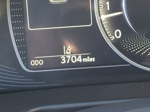 Used 2024 Lexus ES 350 image 25