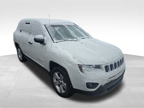 Used 2016 Jeep Compass Sport image 7