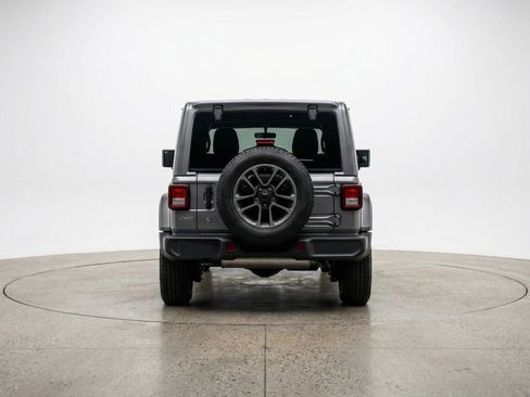 Used 2025 Jeep Wrangler Unlimited Sport AWD/4WD image 7