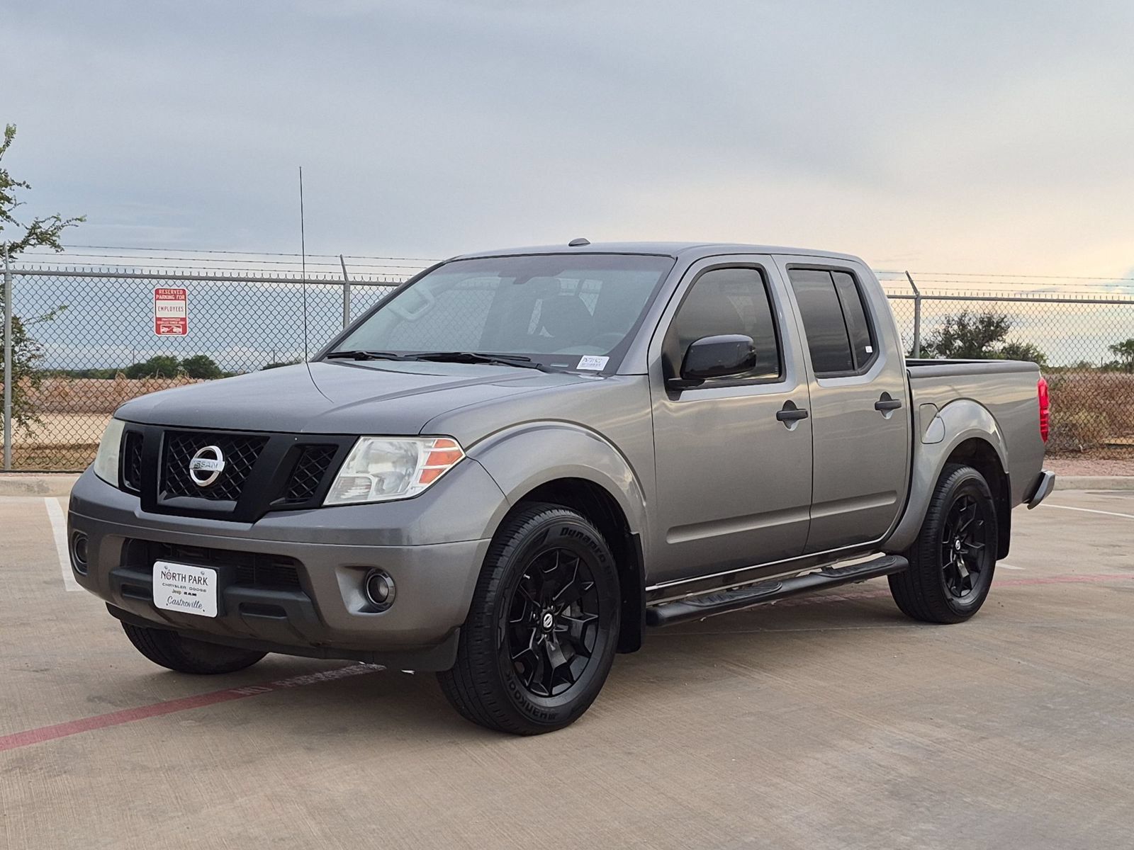 Used 2018 Nissan Frontier SV w/ Value Truck Package RWD image 7