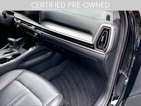Certified 2024 Kia Sorento S FWD image 15