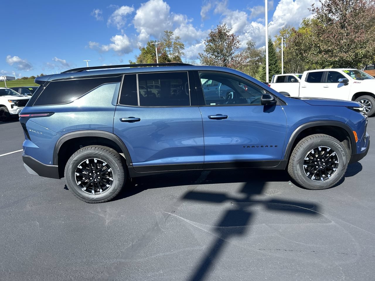 Used 2024 Chevrolet Traverse Z71 w/ Enhanced Driving Package AWD/4WD image 8