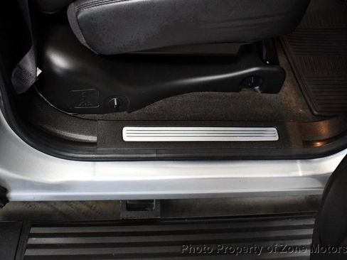 Used 2013 Chevrolet Avalanche LTZ image 19