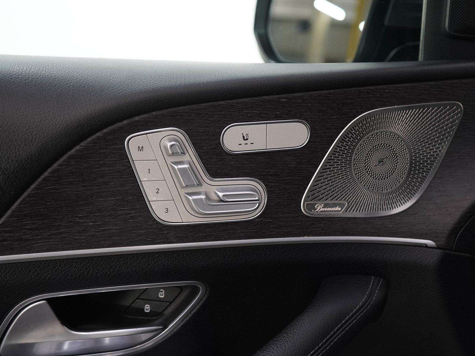 Used 2022 Mercedes-Benz GLE 350 4MATIC w/ Premium Package image 20