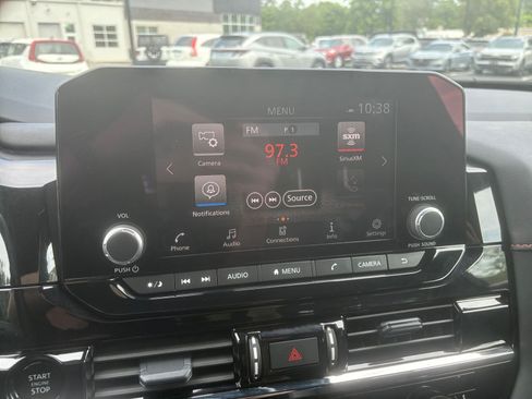 Used 2025 Nissan Pathfinder Rock Creek AWD/4WD image 26