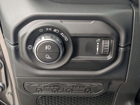 New 2026 Jeep Gladiator Sport AWD/4WD image 21