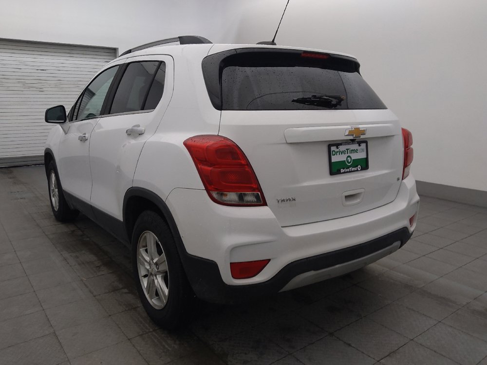 Used 2020 Chevrolet Trax LT w/ LT Convenience Package FWD image 5