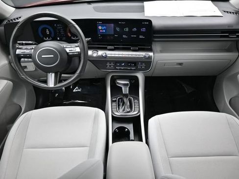 Used 2024 Hyundai Kona SEL AWD/4WD image 14