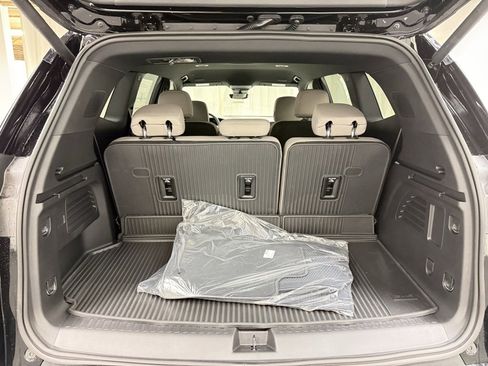 New 2026 GMC Acadia Elevation w/ LPO, Floor Liner Package image 5