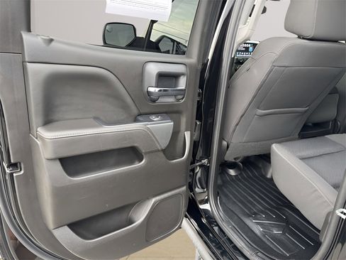 Used 2018 Chevrolet Silverado 1500 LT image 22