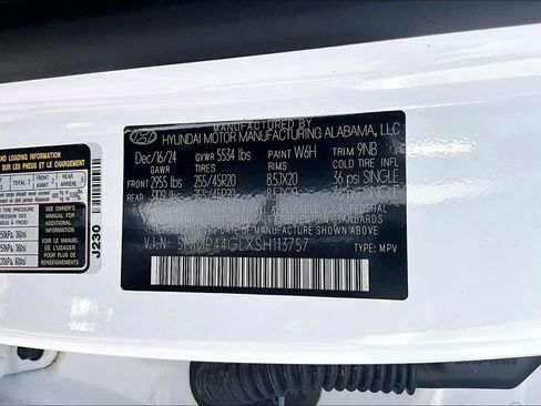 Used 2025 Hyundai Santa Fe Limited FWD image 36
