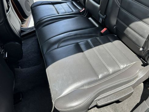 Used 2017 Ford Escape Titanium FWD image 31