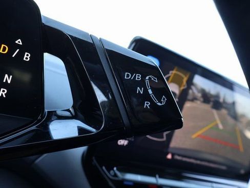 Certified 2023 Volkswagen ID.4 Pro S image 25