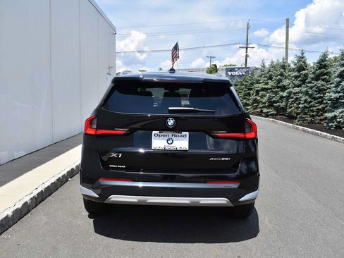 Used 2024 BMW X1 xDrive28i w/ Convenience Package AWD/4WD image 6