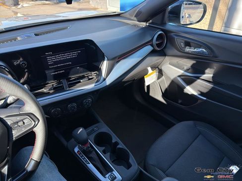 New 2026 Chevrolet Trax RS image 17