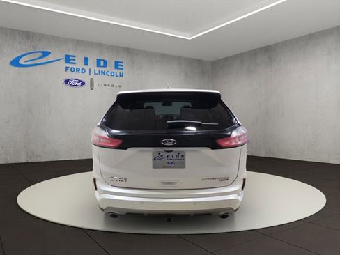 Certified 2019 Ford Edge Titanium w/ Equipment Group 301A AWD/4WD image 9