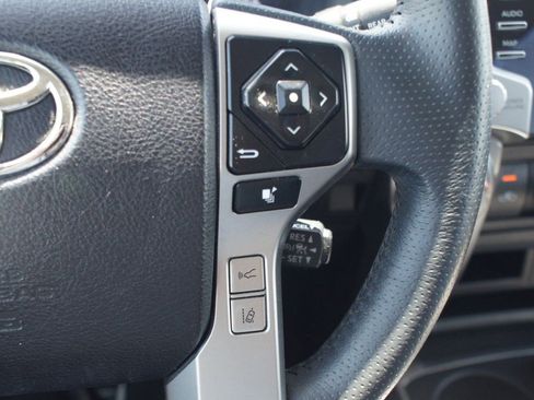 Used 2024 Toyota 4Runner SR5 AWD/4WD image 9