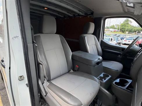 Used 2020 Nissan NV 2500 SV RWD image 14