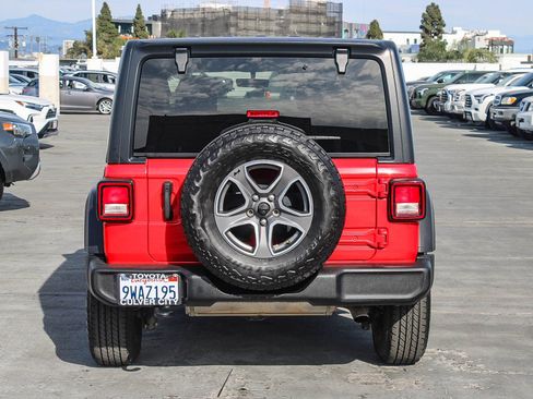 Used 2023 Jeep Wrangler Sport S image 8