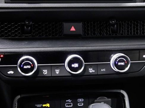 Certified 2024 Honda CR-V EX image 30