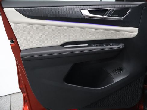 Used 2024 Volkswagen Atlas Cross Sport SEL Premium R-Line image 12