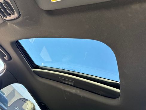 Used 2025 Buick Envista Sport Touring w/ Convenience I Package image 16