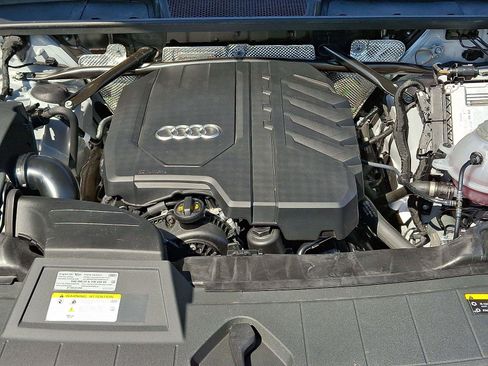 Used 2023 Audi Q5 2.0T Premium w/ Convenience Package AWD/4WD image 28