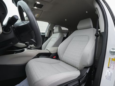 Used 2023 Honda HR-V LX image 32