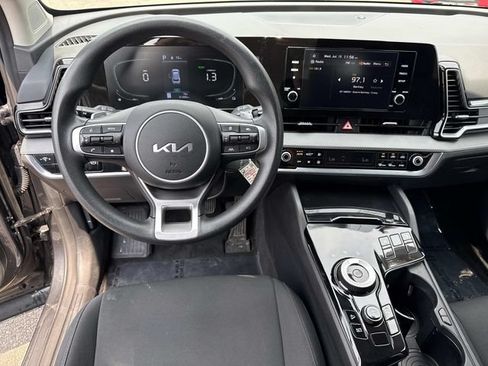 Used 2023 Kia Sportage LX AWD/4WD image 17