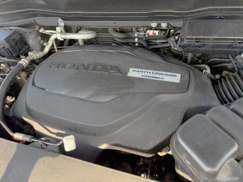 Used 2019 Honda Pilot Touring image 35